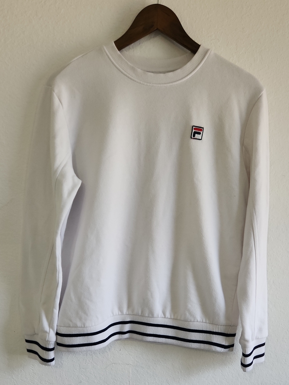 ​Fila Retro White Crewneck Sweatshirt Striped Trim Size M